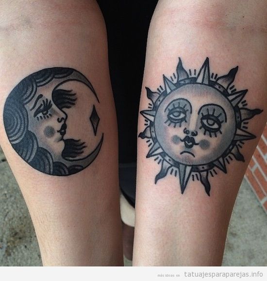 Tatuajes en pareja de la lun y el sol en antebrazo 4